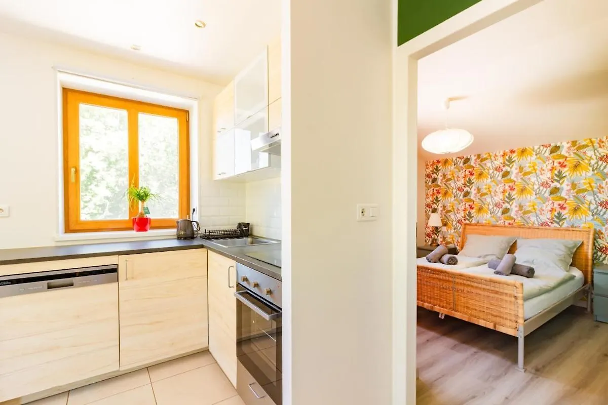 Apartment For 2-3 People Ronel