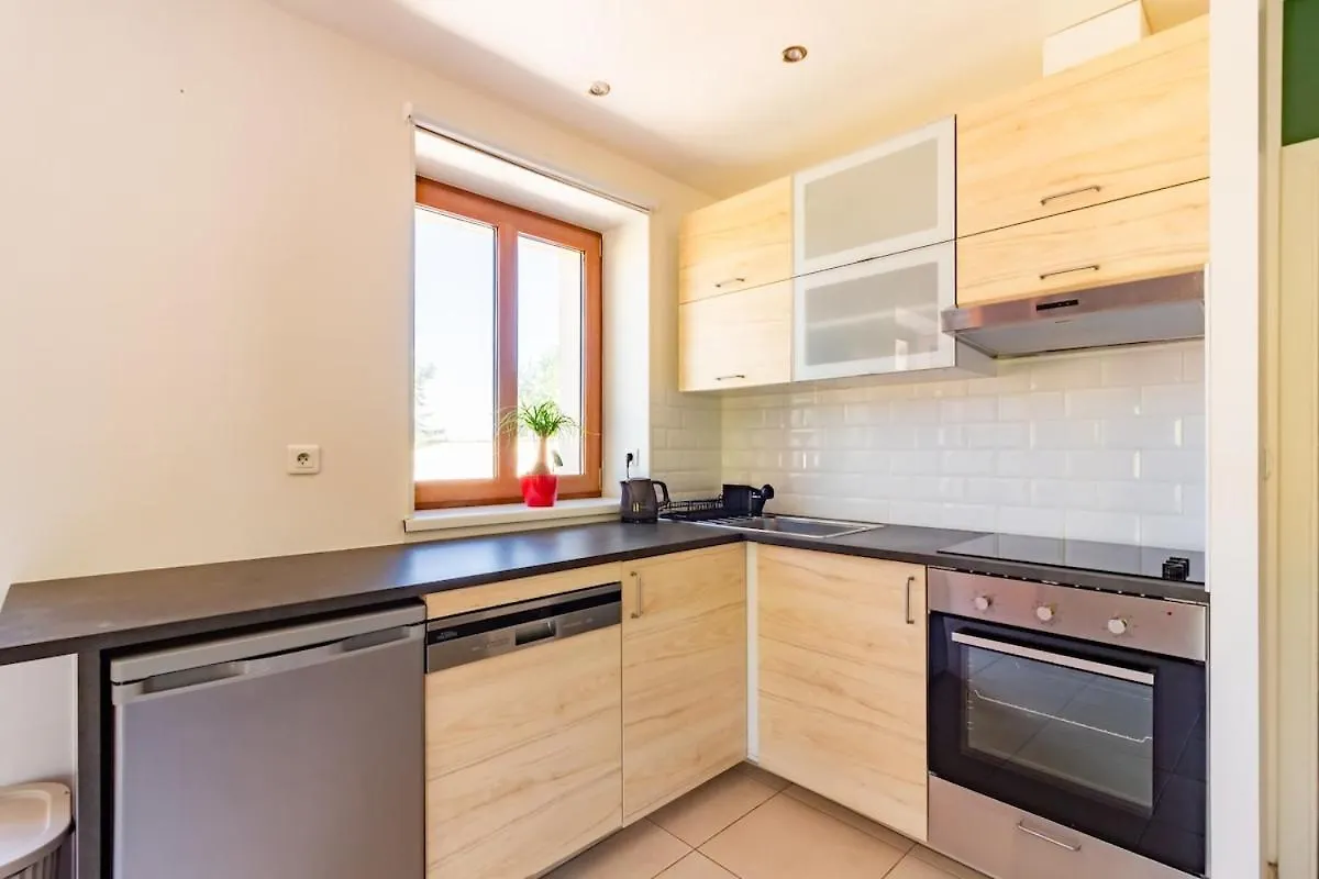 Apartment For 2-3 People Ronel Francie
